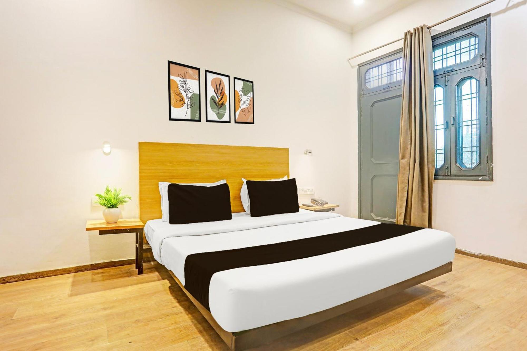 Super Townhouse Vijay Khand Gomti Nagar Λάκναου Εξωτερικό φωτογραφία